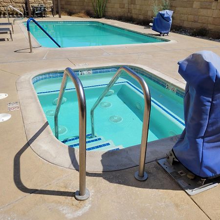 Best Western Plus Desert View Inn&Suites Cathedral City Extérieur photo