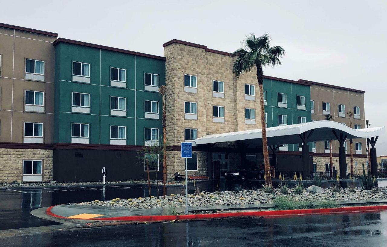 Best Western Plus Desert View Inn&Suites Cathedral City Extérieur photo