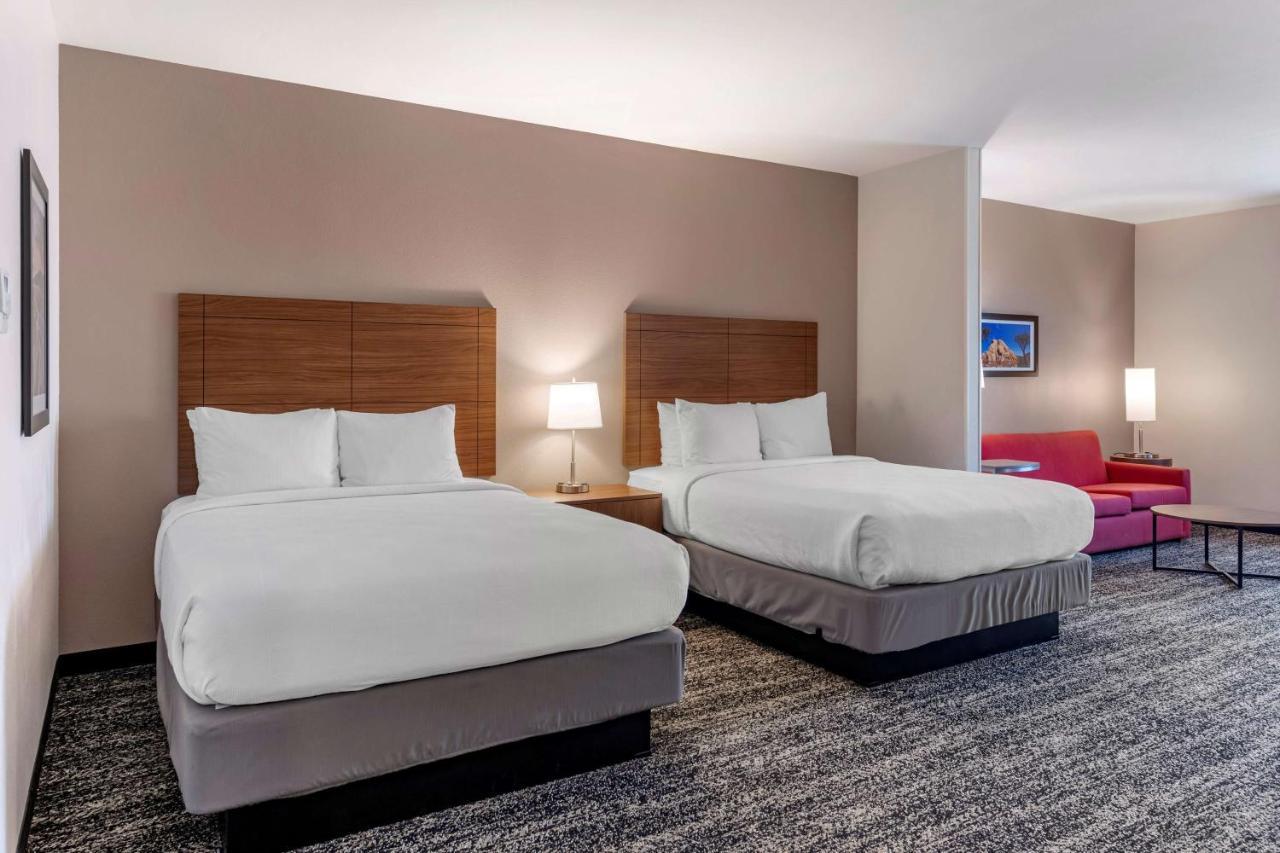 Best Western Plus Desert View Inn&Suites Cathedral City Extérieur photo