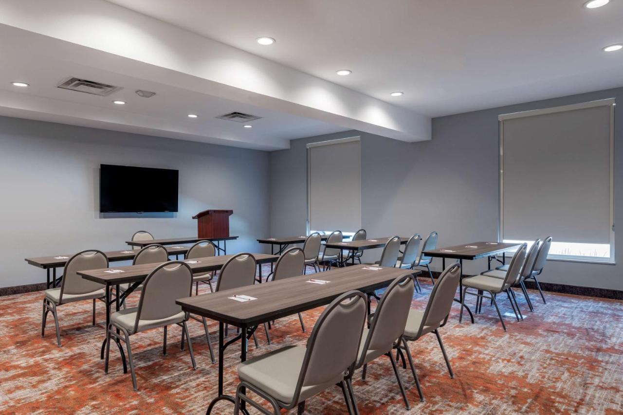 Best Western Plus Desert View Inn&Suites Cathedral City Extérieur photo