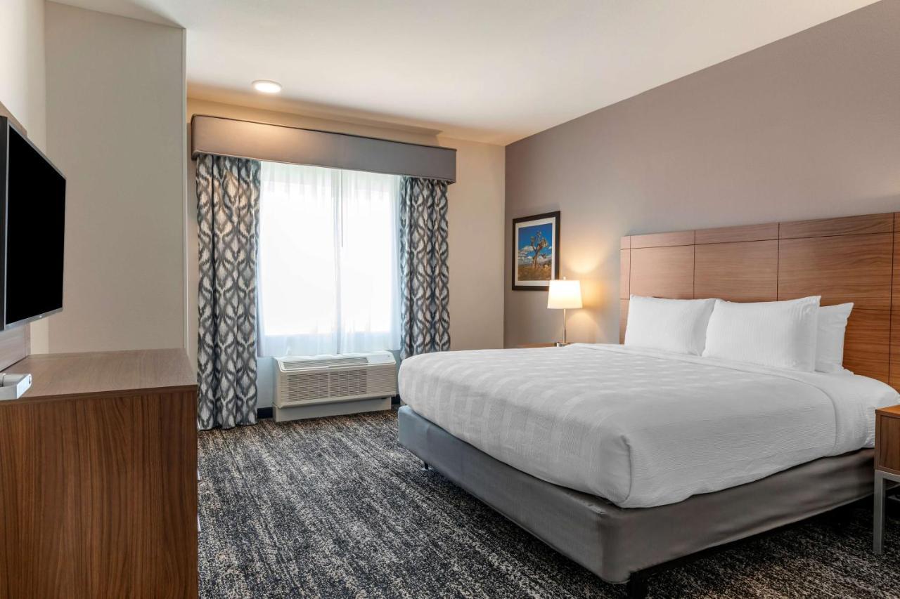 Best Western Plus Desert View Inn&Suites Cathedral City Extérieur photo